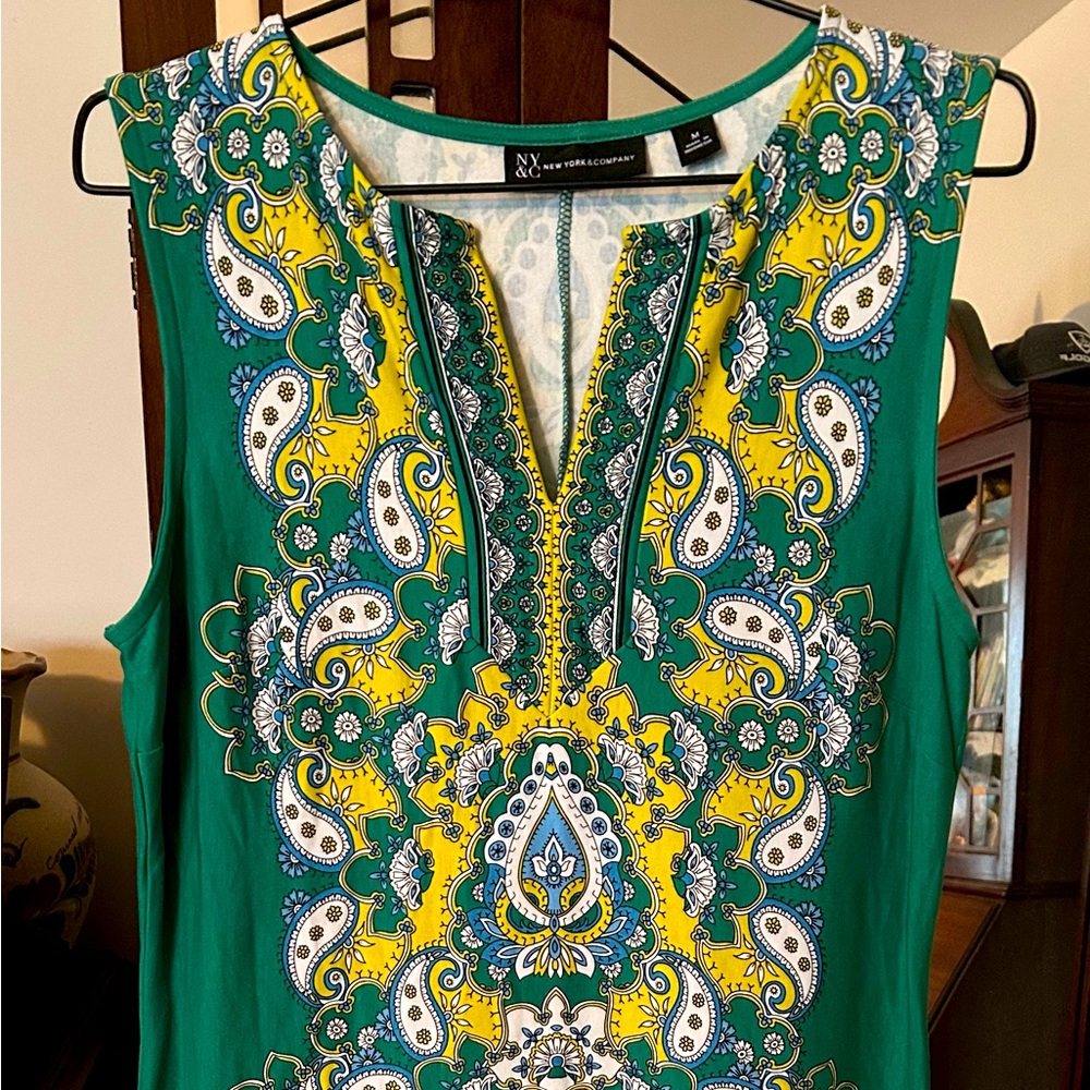 New York & Company sleeveless dress size M